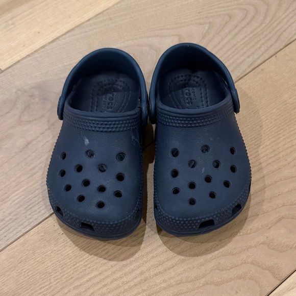 CROCS Other - CROCS Kids Navy Water Shoes